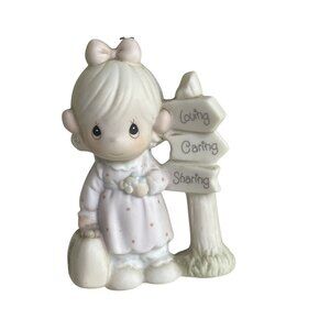 1993 Vintage Precious Moments PM040 Loving Caring Sharing Girl at Crossroad u